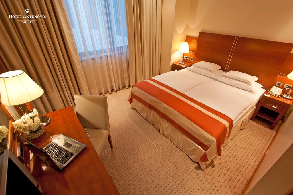 Hotel Antunovic Загреб Экстерьер фото