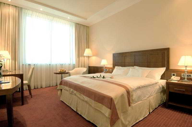 Hotel Antunovic Загреб Номер фото